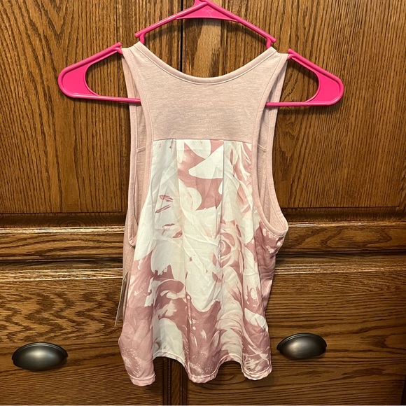 NWT American Eagle Happy Hour Tank - Picture 2 of 4